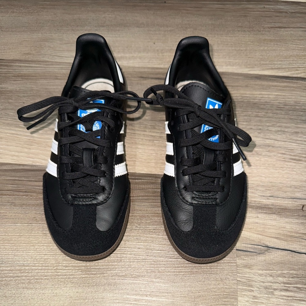 Adidas originals Samba 
Boys’ Preschool 
Size 13